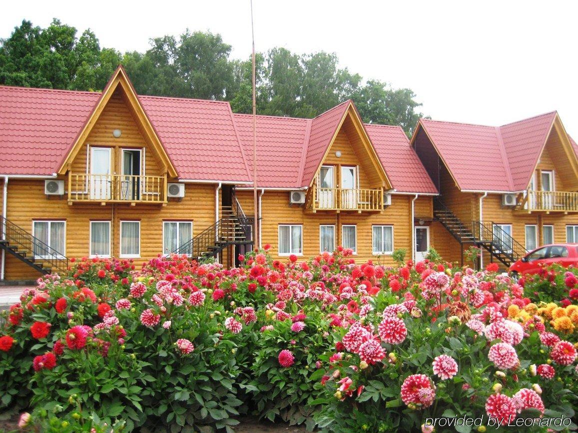 Edem Hotel Chubynske Ngoại thất bức ảnh