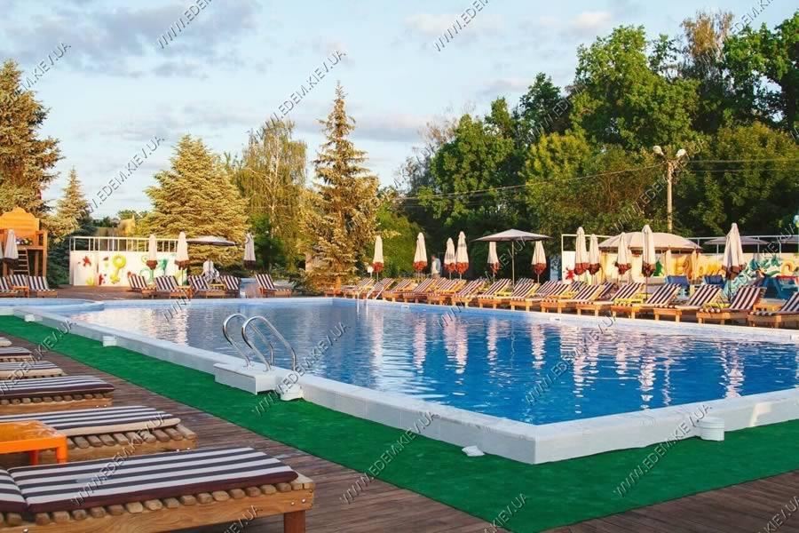 Edem Hotel Chubynske Ngoại thất bức ảnh